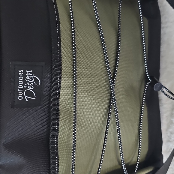 NWT Outdoors By Design 24 Can Cooler Bag Adjustable Strap 9 Inch Green & Orange - Picture 2 of 12